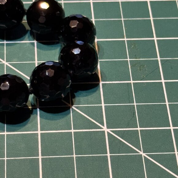 Jaded Signed Faceted Black Glass Bead Necklace Gold Tone Toggle Clasp 36 Inch El - Picture 5 of 7